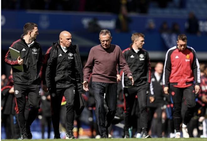 随着蓉城2-2，海港0-0，亚冠精英最新积分榜：中超三队包揽后三位（蓉城2-2、海港0-0后，亚冠精英积分榜更新：中超三队占据末三位）